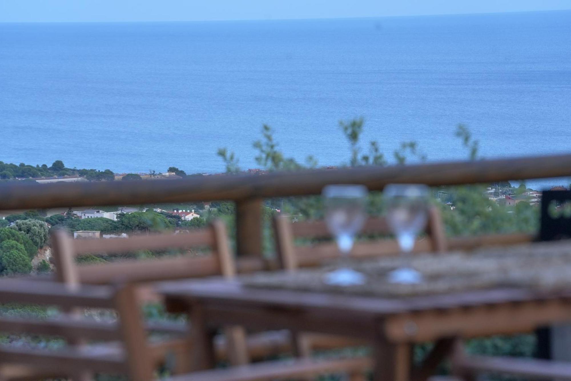 Aaa View Private Terrace Outdoor Heated Hot Tub Family Fun Vila Badalona Exterior foto